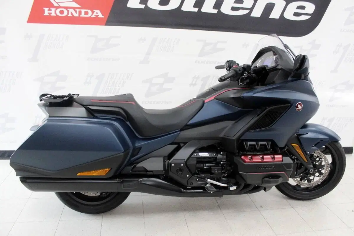 Honda GL 1800 Gold Wing DCT (2021 - 24) (2)