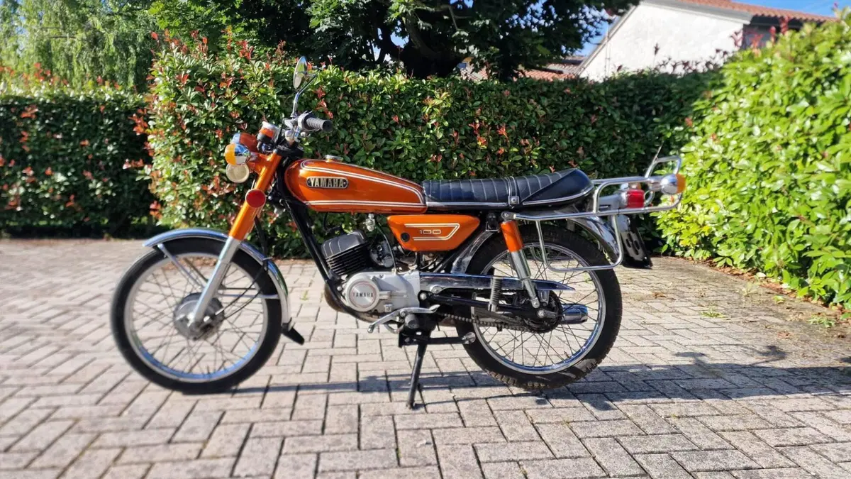 Yamaha 100 sr3 (2)