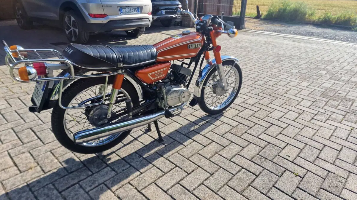 Yamaha 100 sr3 (3)