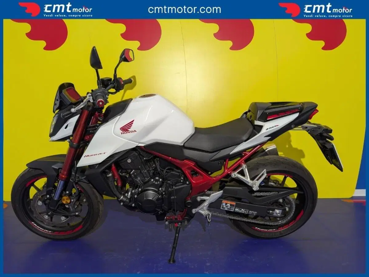 Honda CB 750 Hornet (2023 - 24) (3)