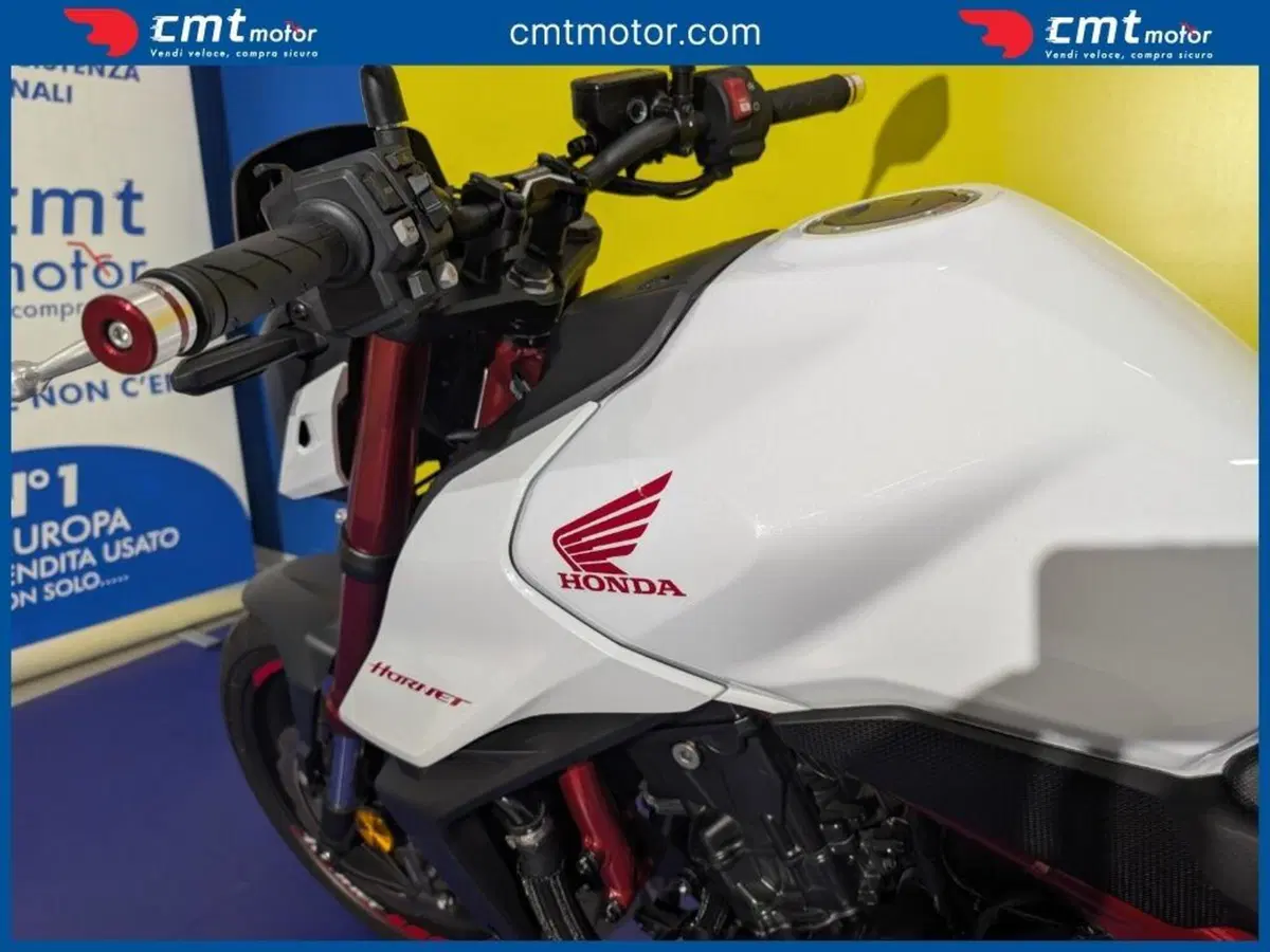 Honda CB 750 Hornet (2023 - 24) (9)