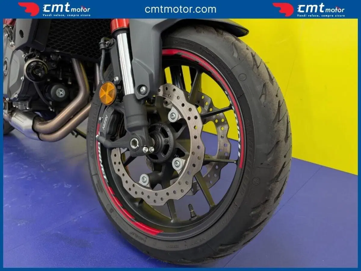 Honda CB 750 Hornet (2023 - 24) (14)