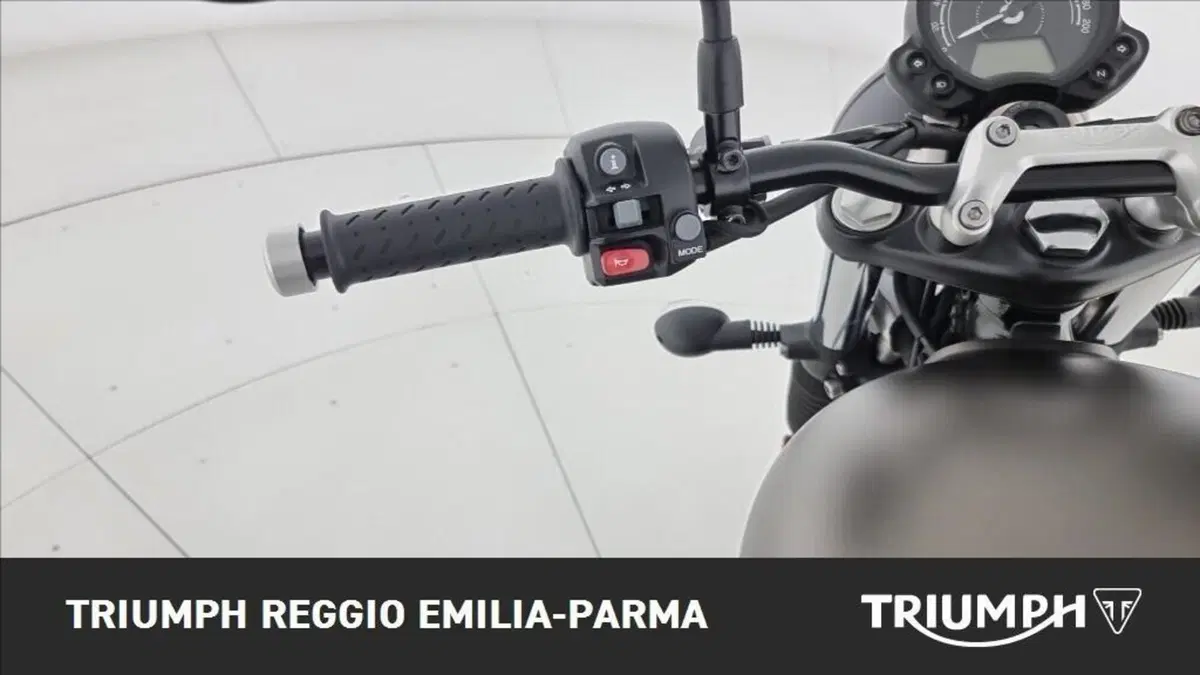 Triumph Street Twin 900 (2019 - 20) (11)