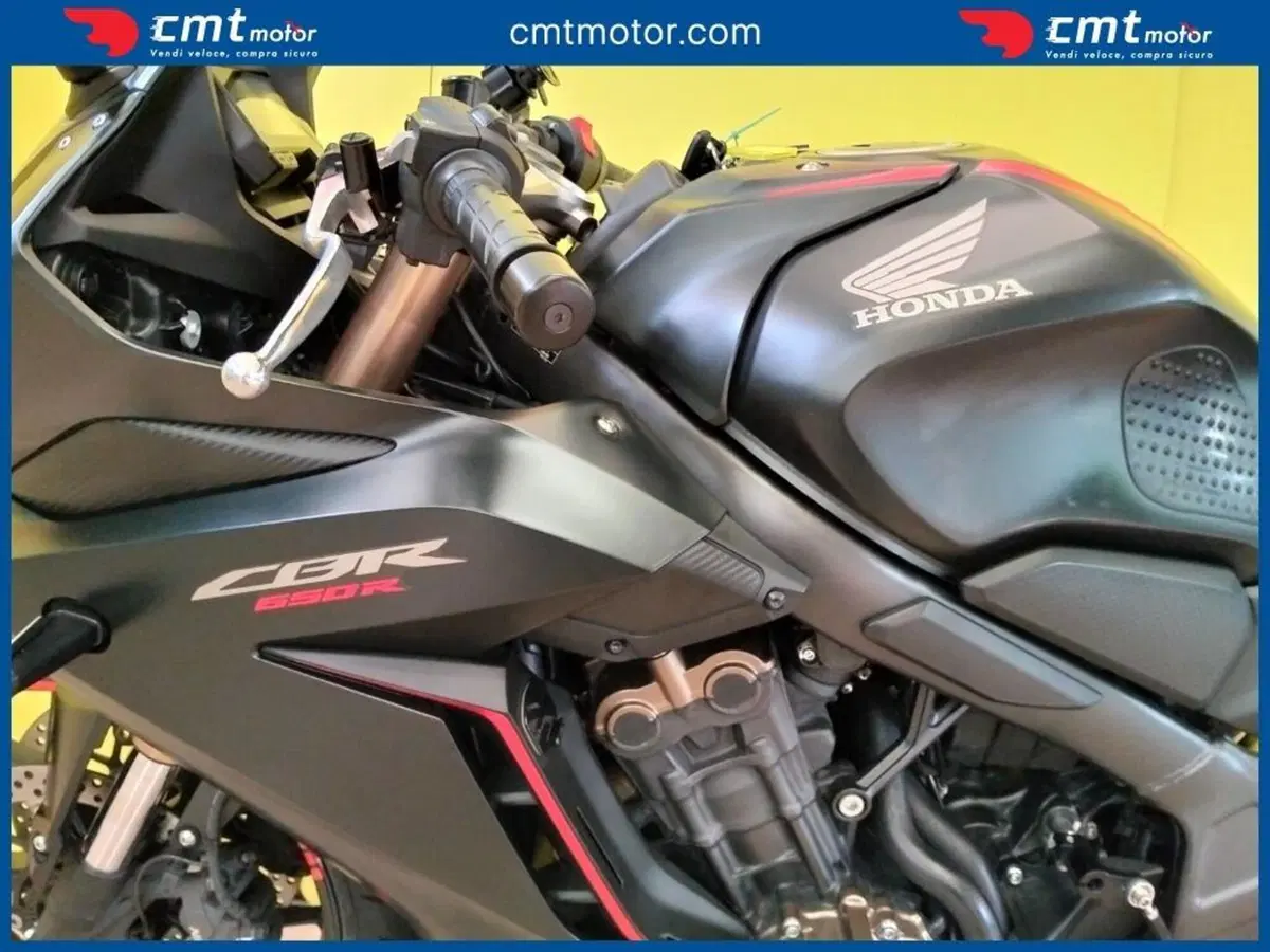 Honda CBR 650 R (2019 - 20) (13)