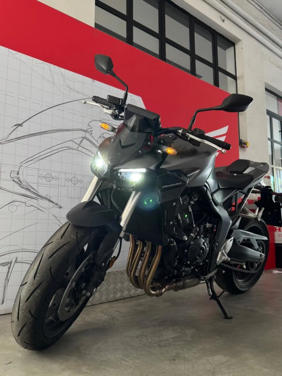 Honda CB 1000 Hornet (2025 - 26) (2)