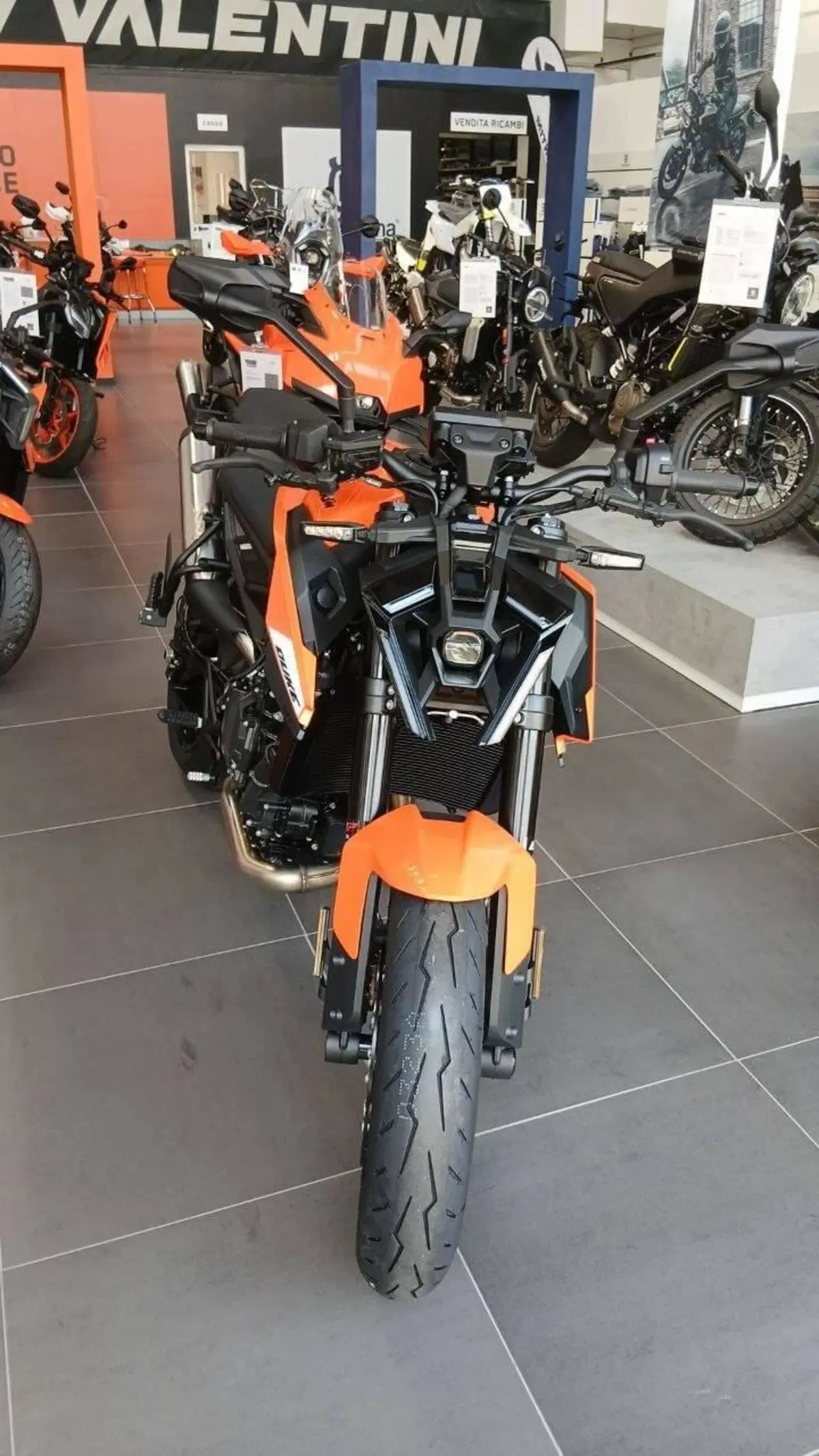 KTM 790 Duke (2027) (5)