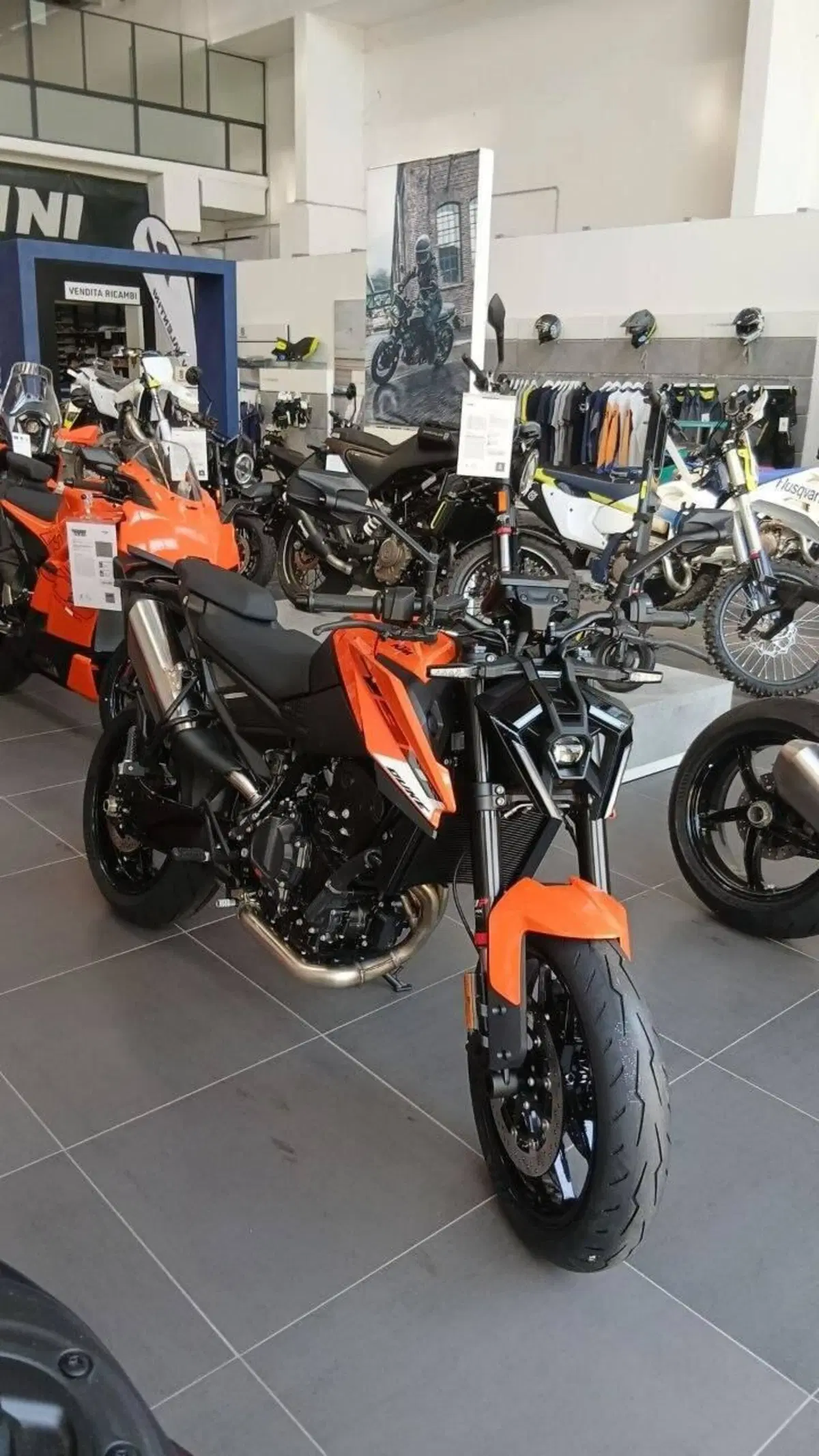 KTM 790 Duke (2027) (2)