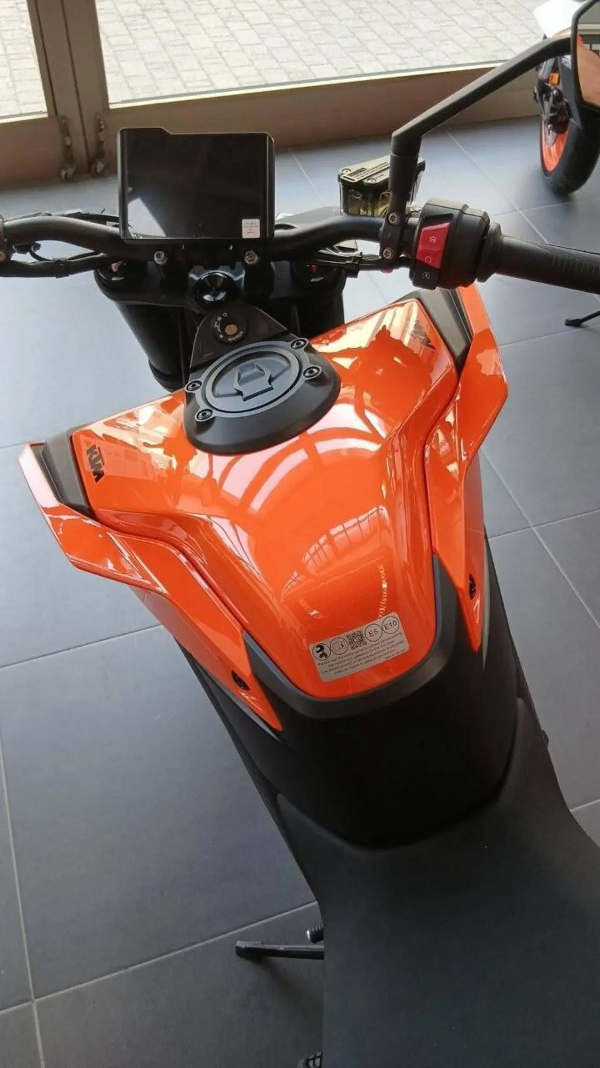 KTM 790 Duke (2027) (4)