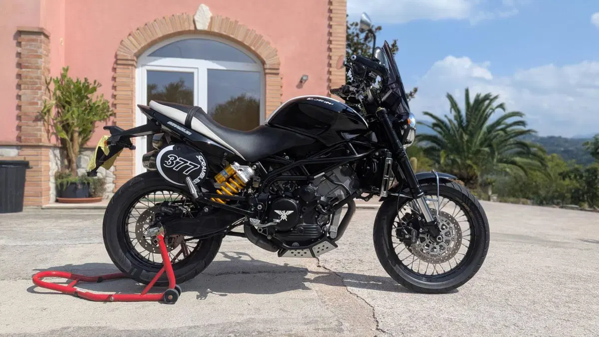 Moto Morini Scrambler 1200 (2009 - 17) (2)