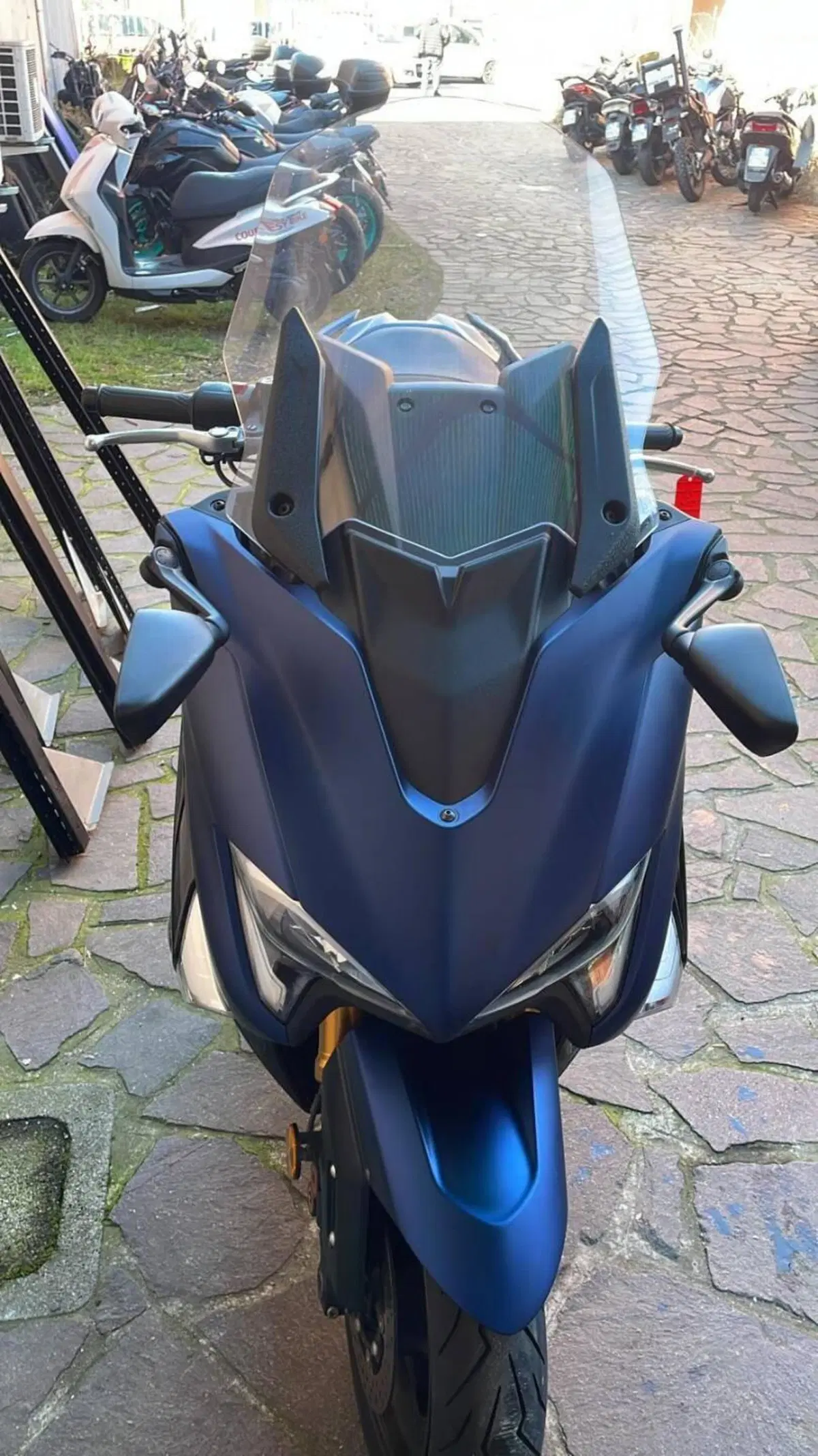 Yamaha T-Max 530 DX (2017 - 19) (2)