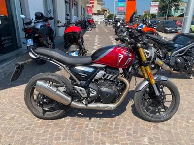 Triumph Speed 400 (2024 - 26) usata