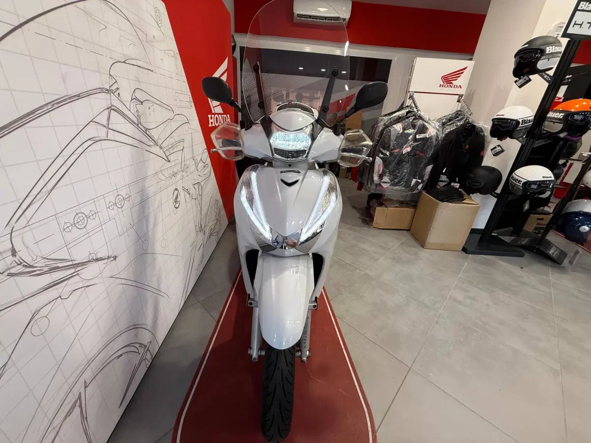 Honda SH 300 i ABS (2016 - 20) (4)