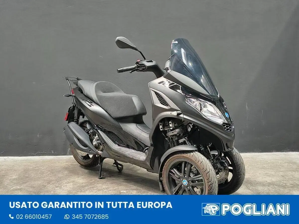 Piaggio MP3 300 ABS Hpe (2021 - 24) (2)