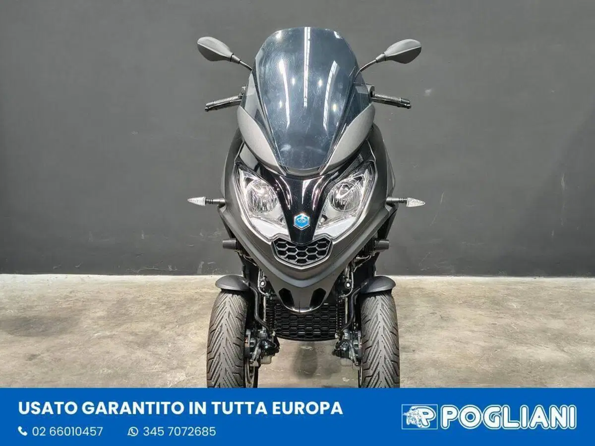 Piaggio MP3 300 ABS Hpe (2021 - 24) (3)