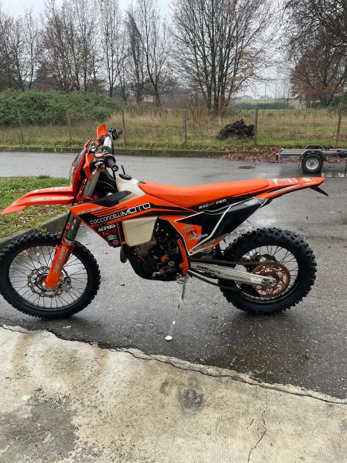 KTM 250 EXC-F (2024) (2)