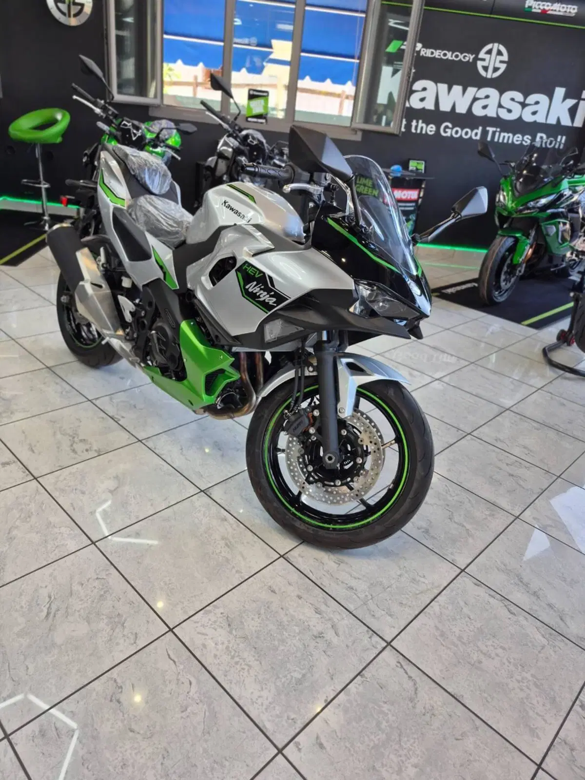 Kawasaki Ninja 7 Hybrid (2024 - 26) (2)