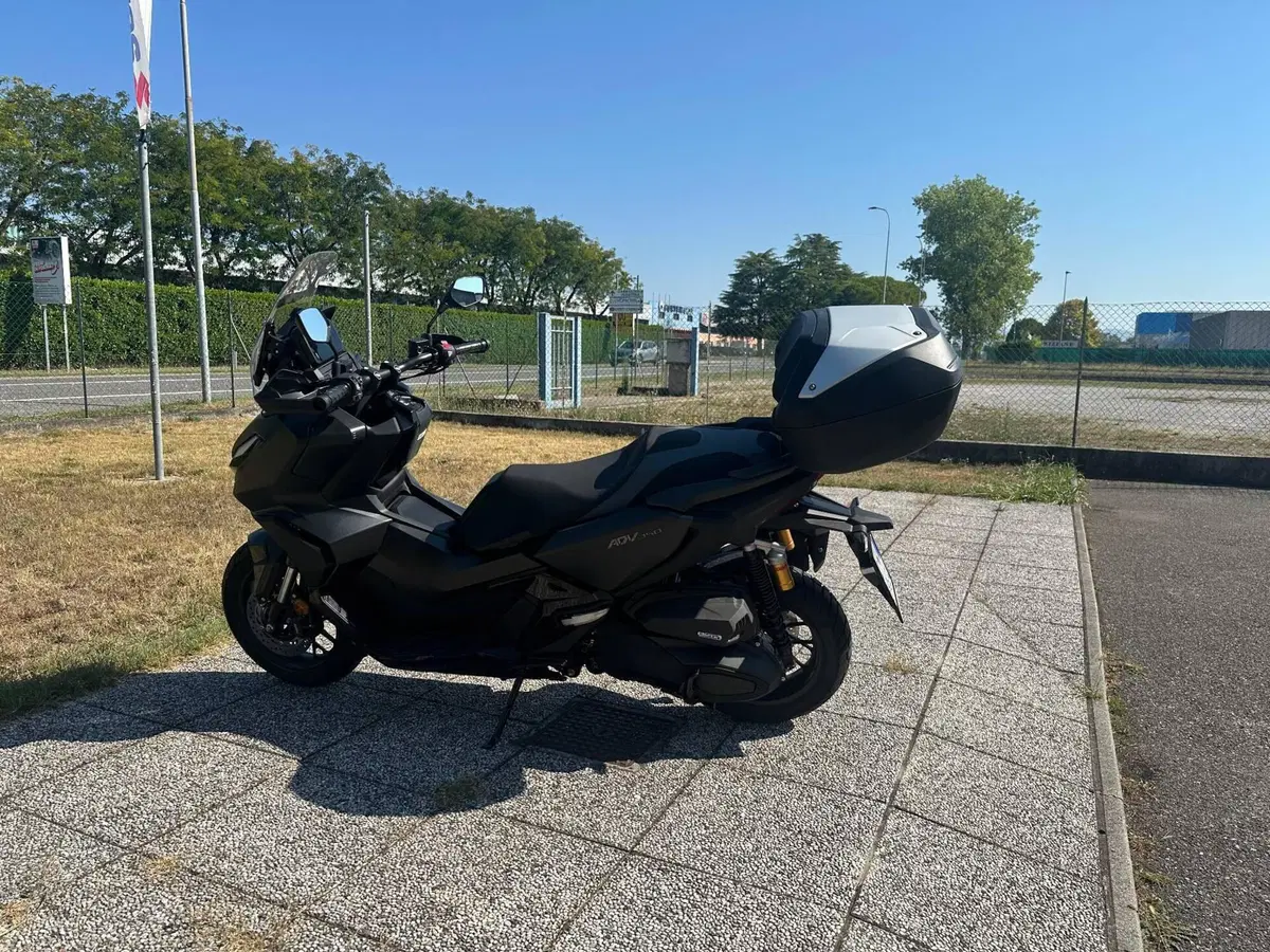 Honda ADV 350 (2025 - 26) (2)