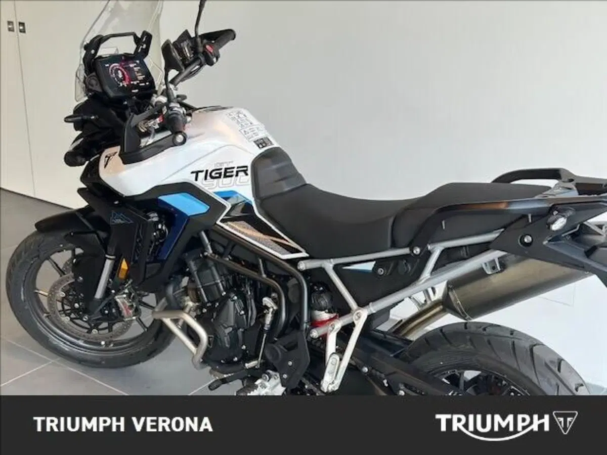 Triumph Tiger 900 Alpine Special Edition (2026) (9)