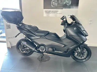 Yamaha T-Max 560 (2022 - 24) usata