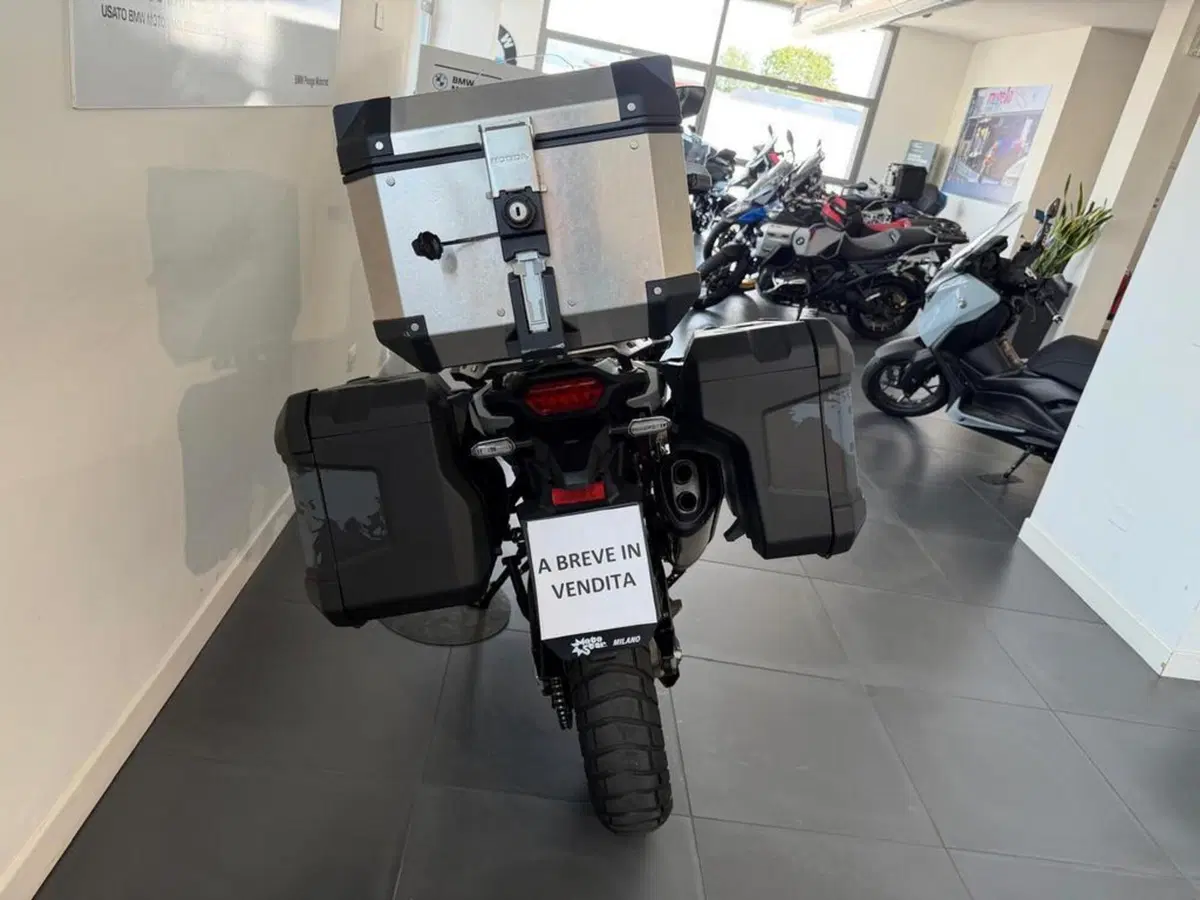 Honda Africa Twin CRF 1100L ES DCT (2024 - 26) (2)