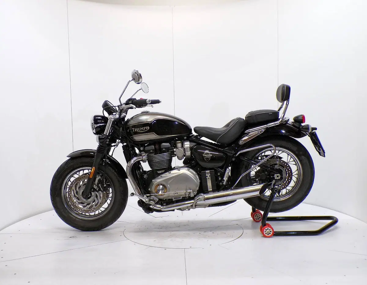 Triumph Bonneville Speedmaster 1200 (2018 - 20) (4)