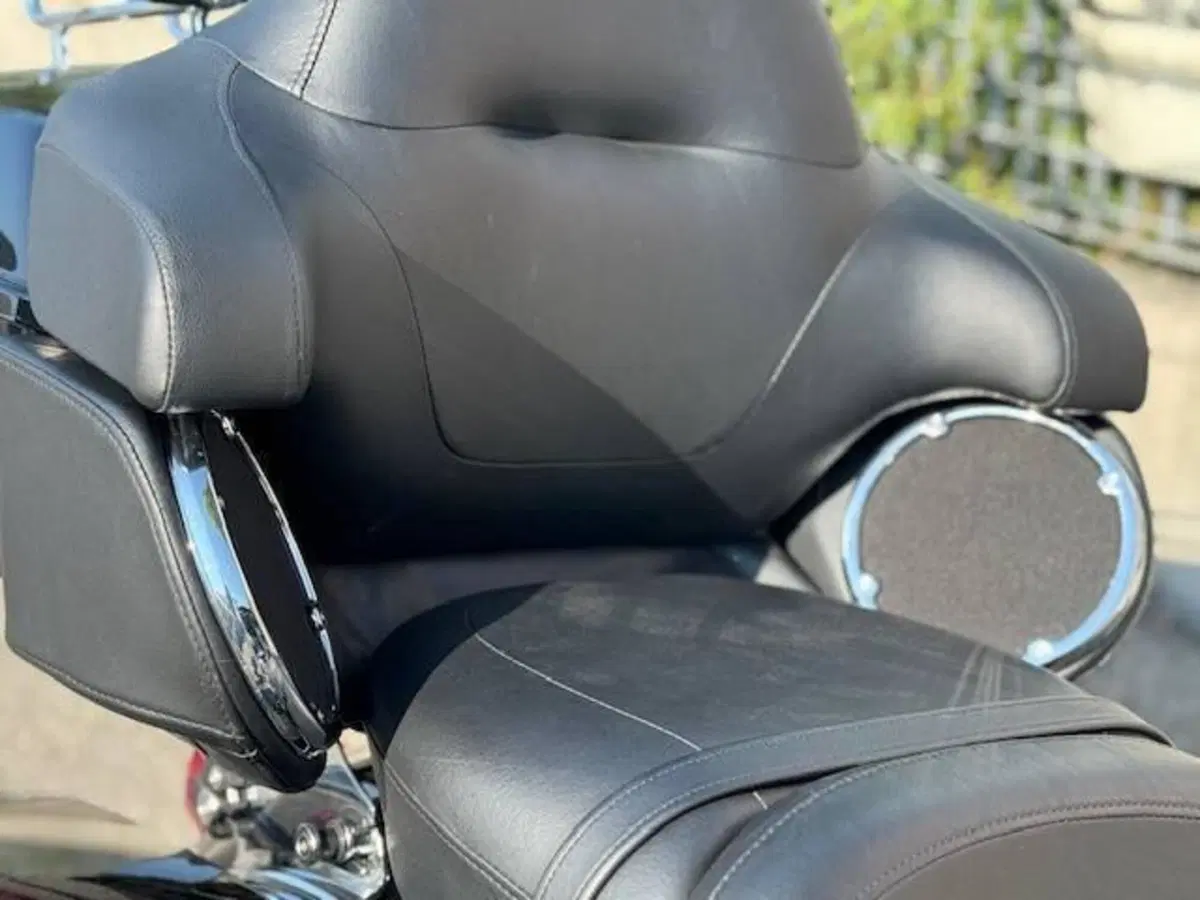 Harley-Davidson 114 Electra Glide Ultra Limited (2020) - FLHTK (3)