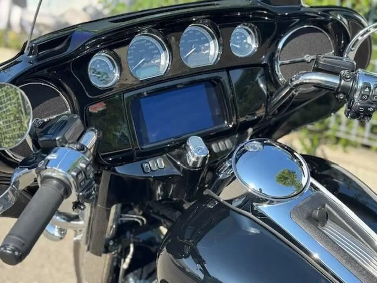 Harley-Davidson 114 Electra Glide Ultra Limited (2020) - FLHTK (16)