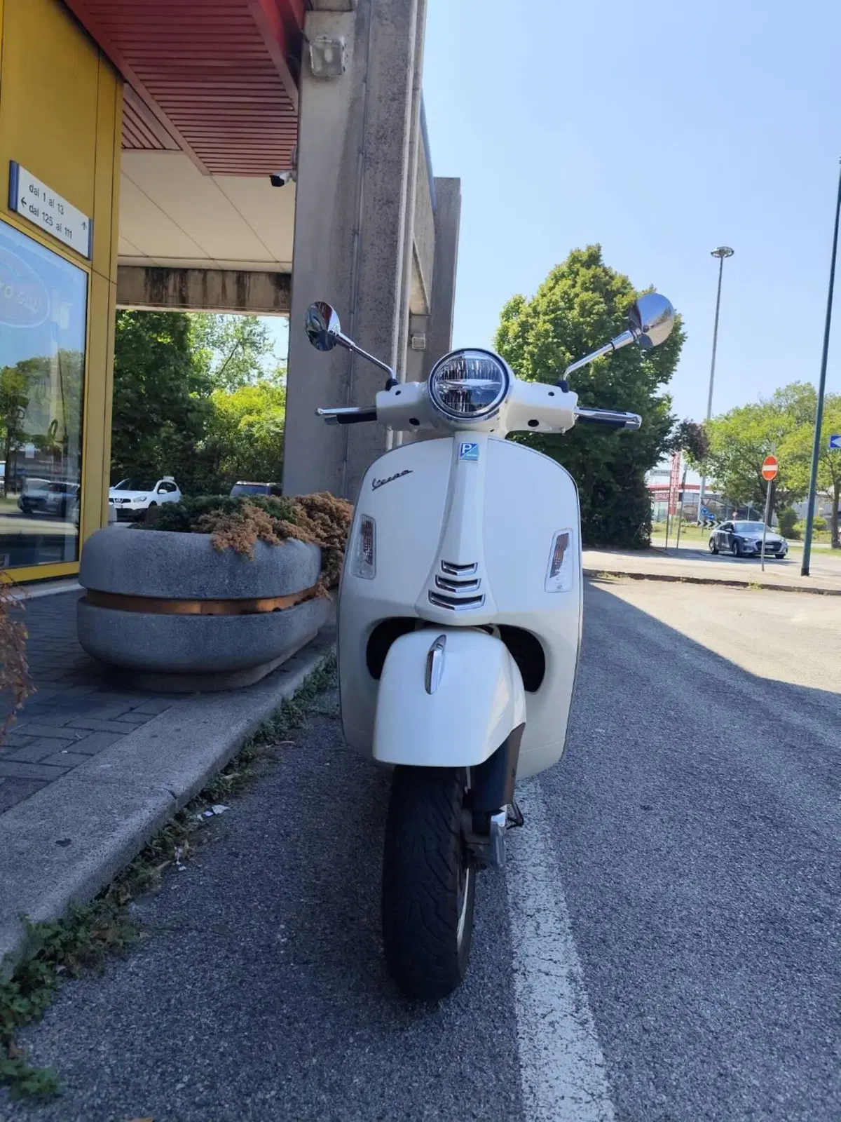 Vespa GTS 300 Super Hpe (2018 - 19) (3)