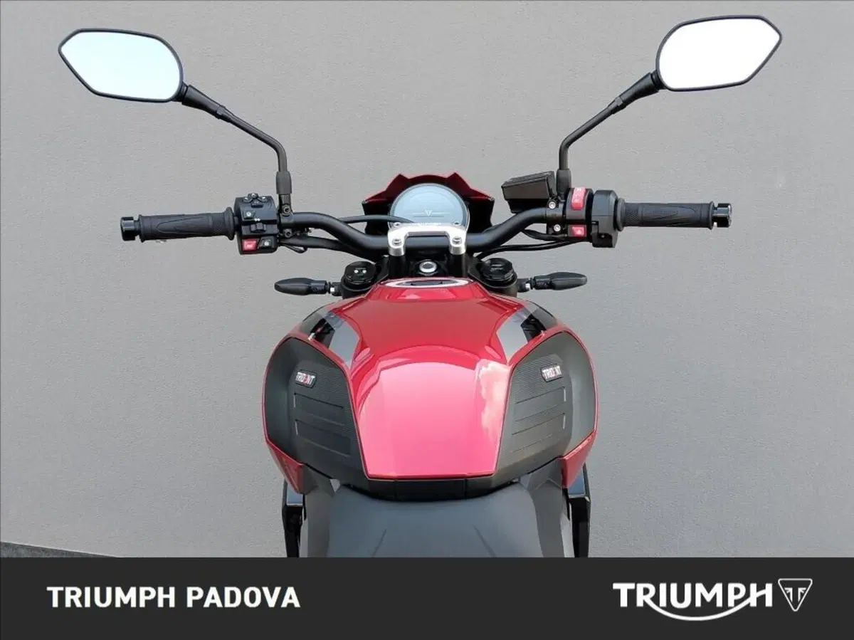 Triumph Trident 800 (2026) (11)
