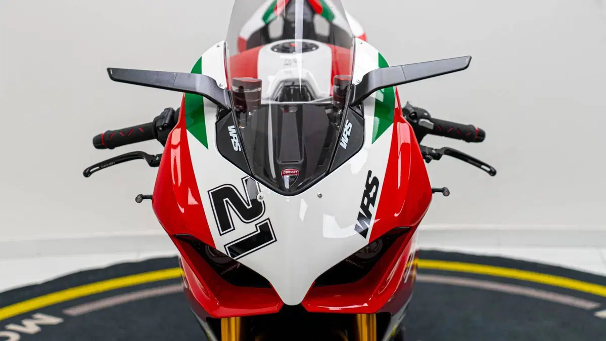 Ducati Panigale V2 Bayliss 1st Championship 20th Anniversary (2021 - 24) (10)