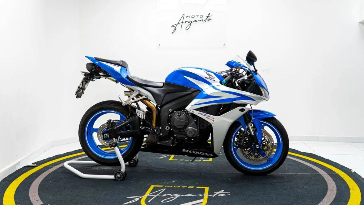 Honda CBR 600 RR (2009 - 12) (3)
