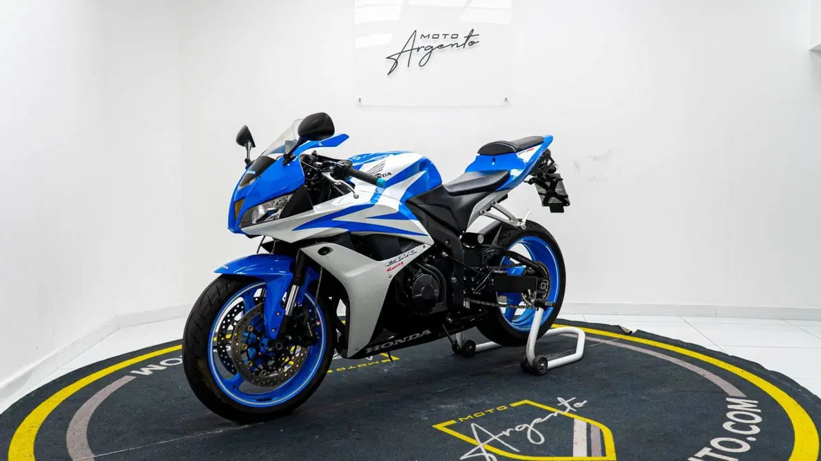 Honda CBR 600 RR (2009 - 12) (8)
