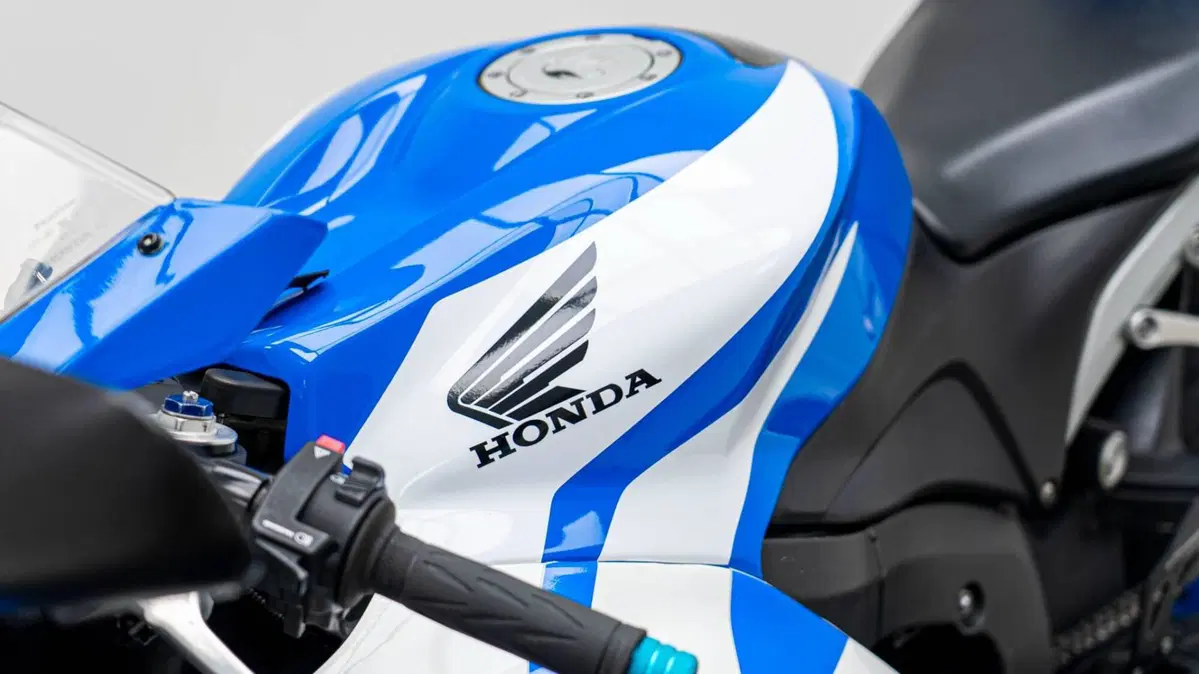 Honda CBR 600 RR (2009 - 12) (12)