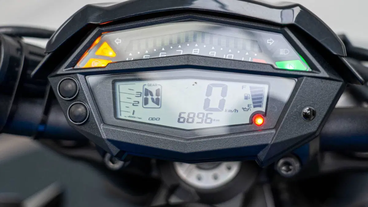 Kawasaki Z 1000 (2017 - 20) (18)