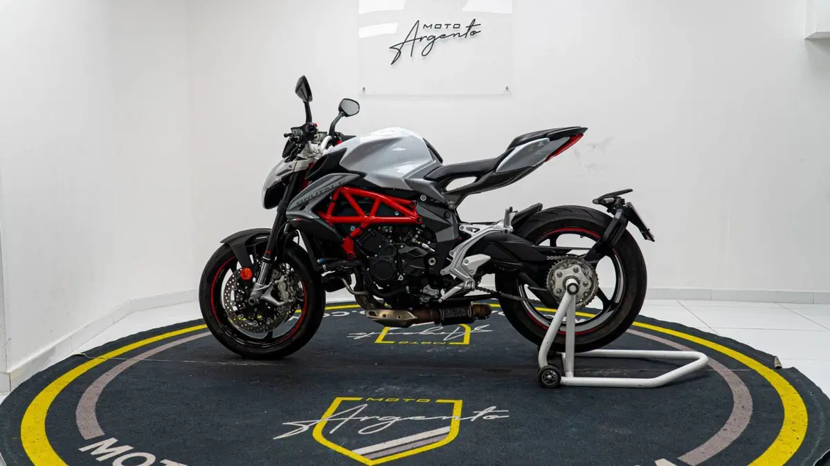 MV Agusta Brutale 800 EAS ABS (2016 - 19) (7)