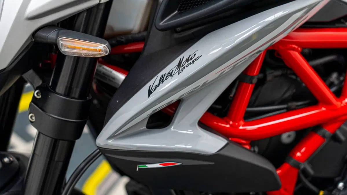 MV Agusta Brutale 800 EAS ABS (2016 - 19) (14)