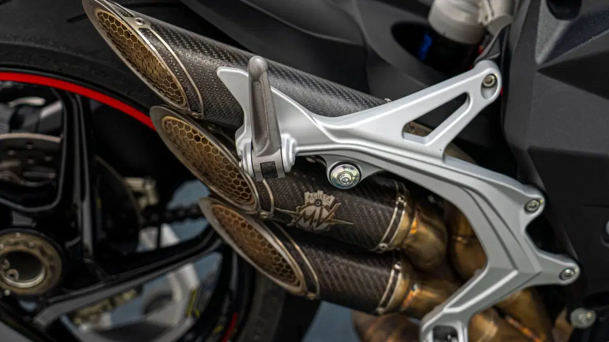 MV Agusta Brutale 800 EAS ABS (2016 - 19) (15)