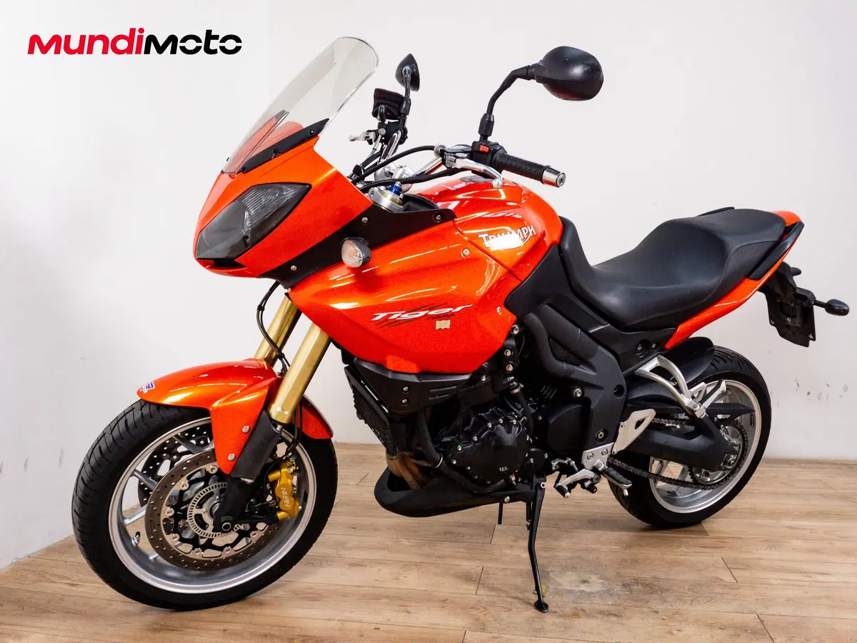 Triumph Tiger 1050 SE ABS (2006 - 13) (8)