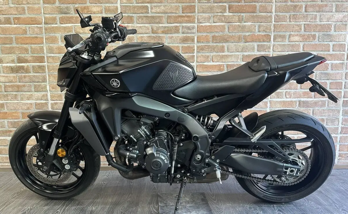 Yamaha MT-09 (2024 - 26) (8)