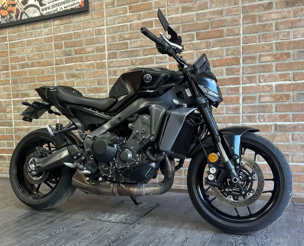 Yamaha MT-09 (2024 - 26) (7)