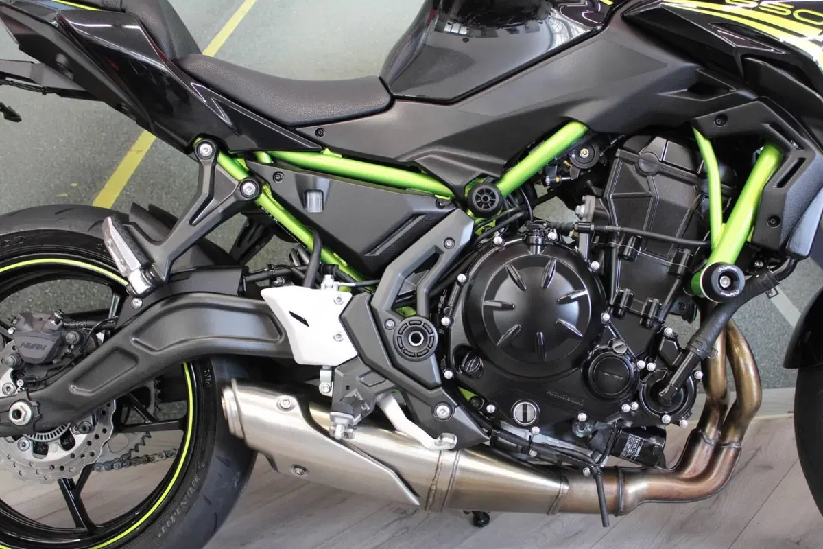 Kawasaki Z 650 (2020) (14)
