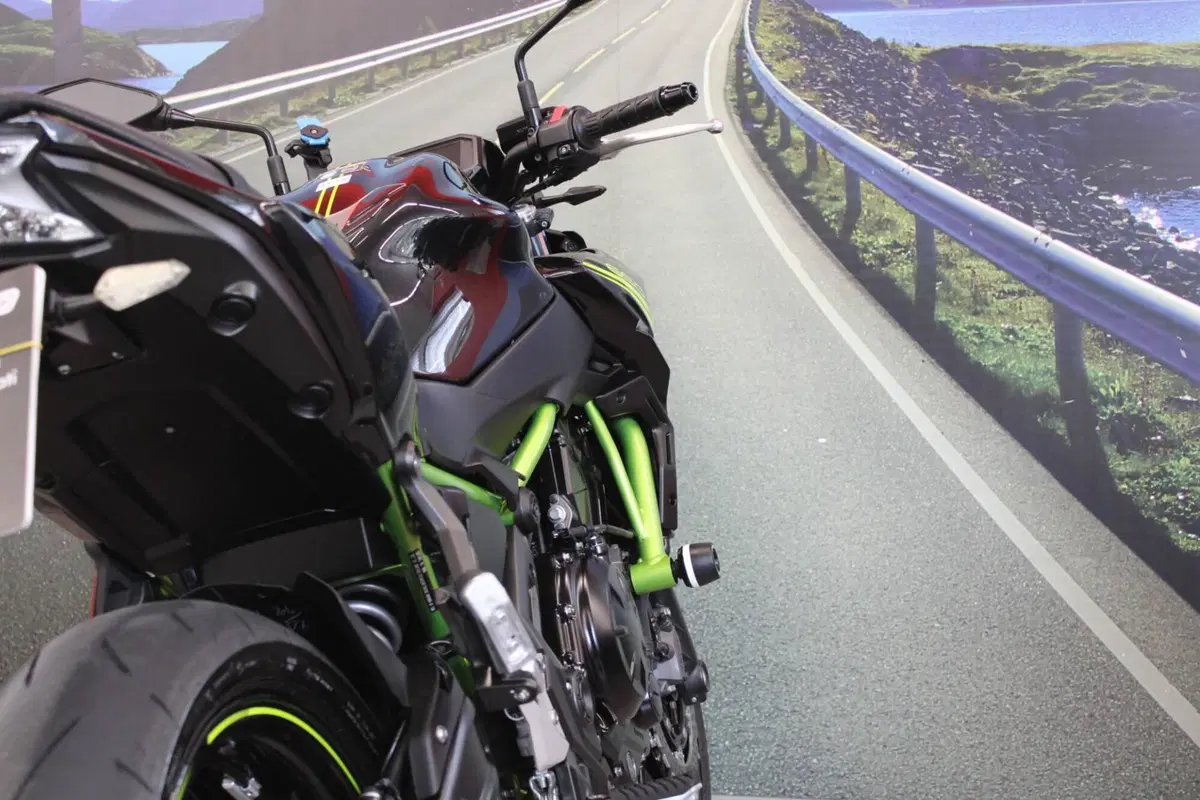 Kawasaki Z 650 (2020) (18)