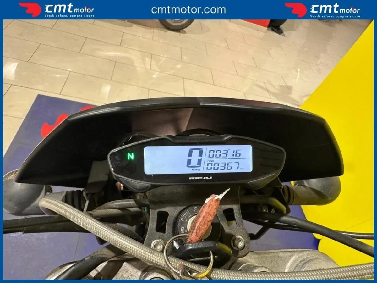 Rieju MRT 50 Motard (2018 - 20) (5)