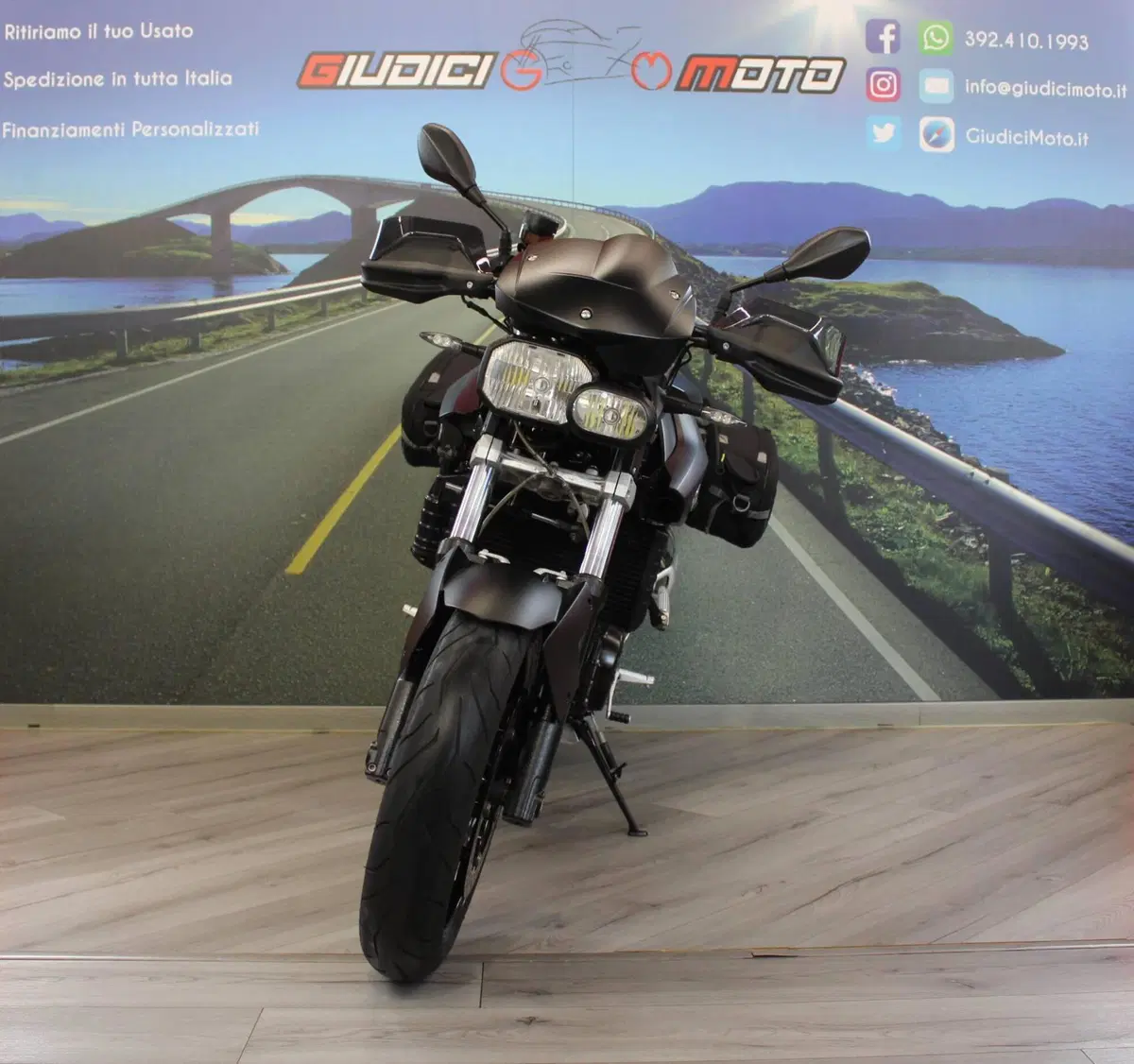 Bmw F 800 R (2009 - 11) (2)