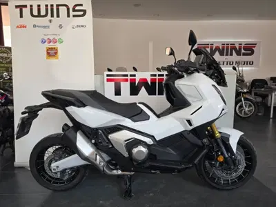 Honda X-ADV 750 (2025 - 26) usata