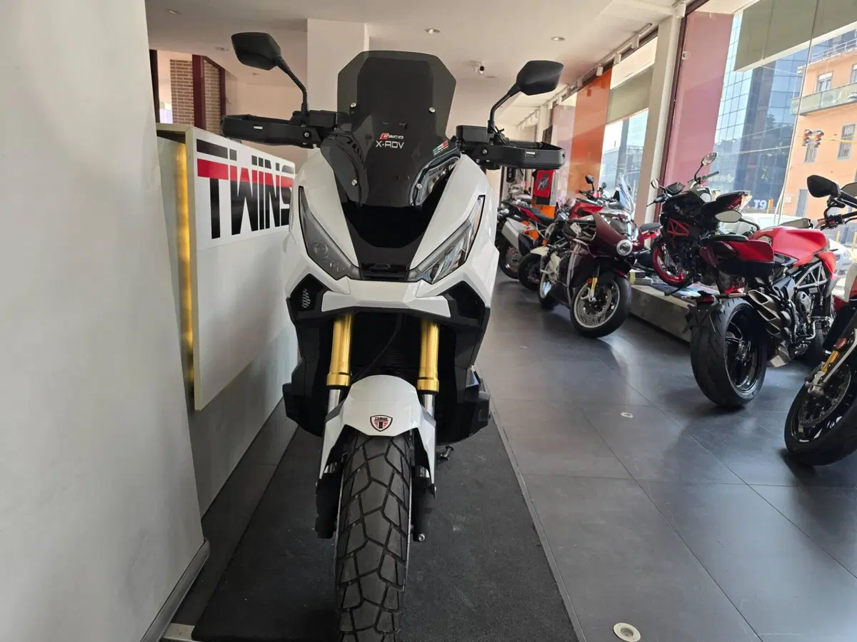 Honda X-ADV 750 (2025 - 26) (3)