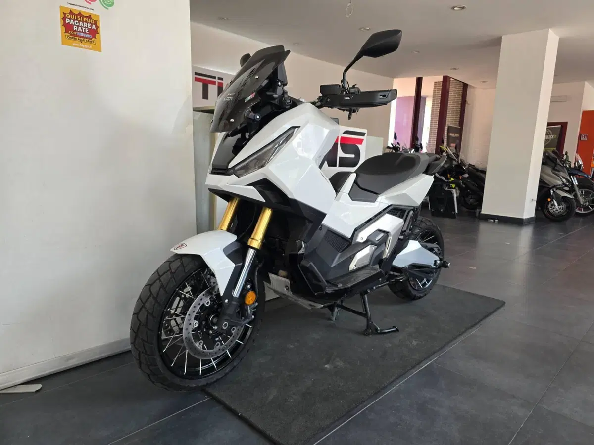 Honda X-ADV 750 (2025 - 26) (4)