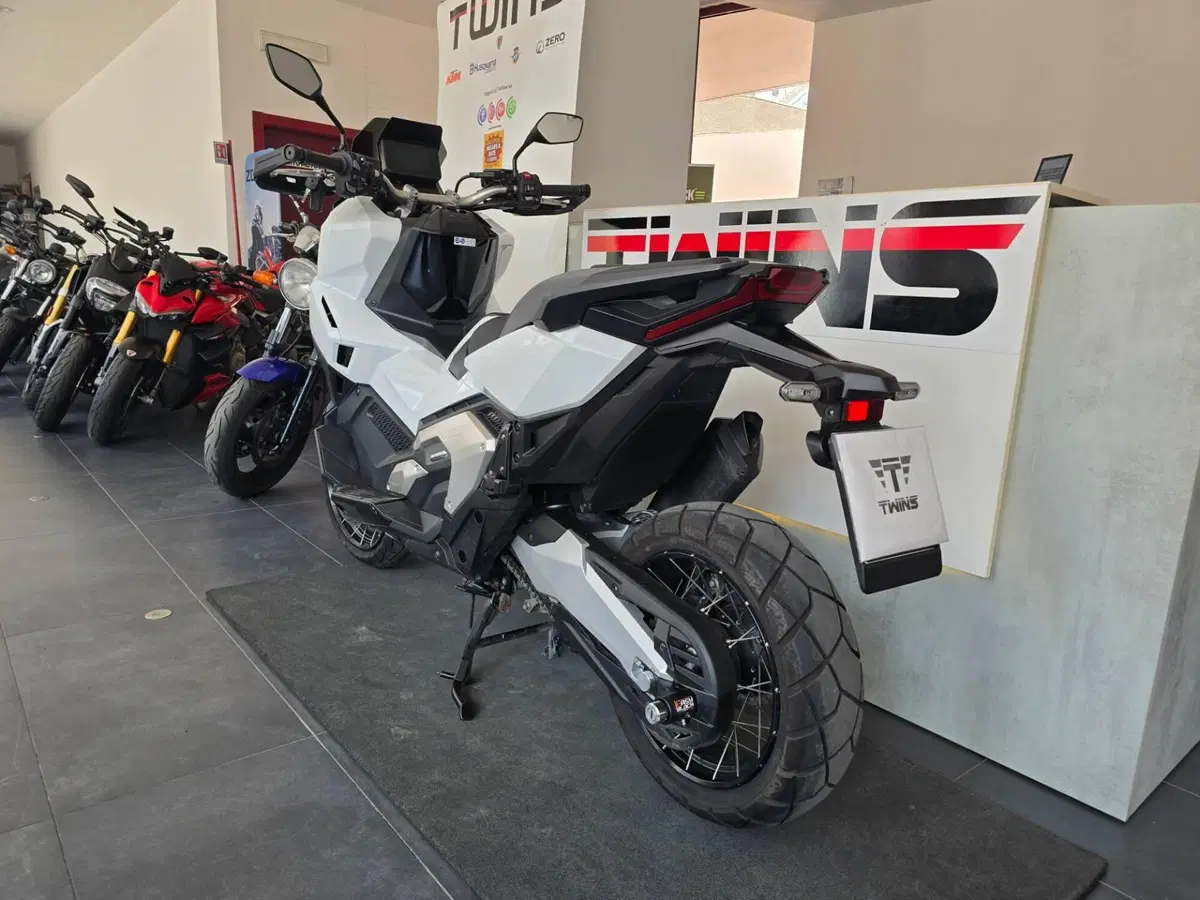 Honda X-ADV 750 (2025 - 26) (6)