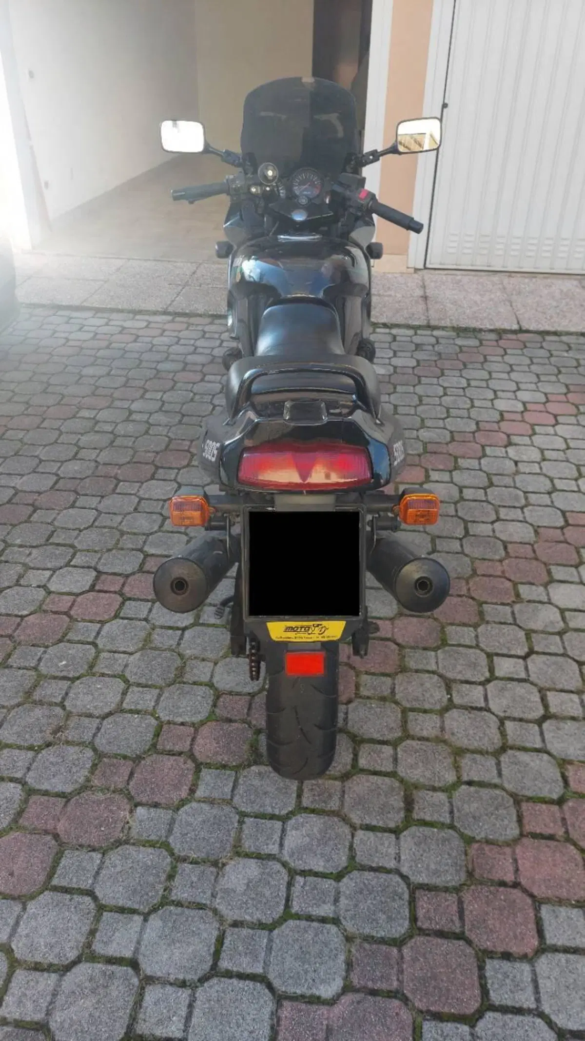 Kawasaki GPZ500S (6)