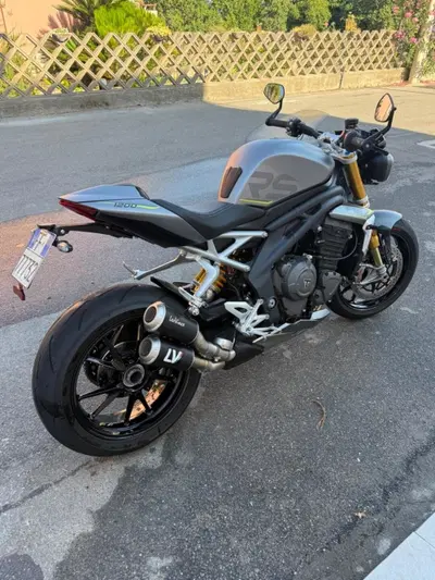 Triumph Speed Triple 1200 RS (2021 - 24) usata